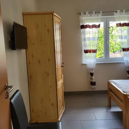 Fuer Sieben Personen By Interhome Friedrichshausen